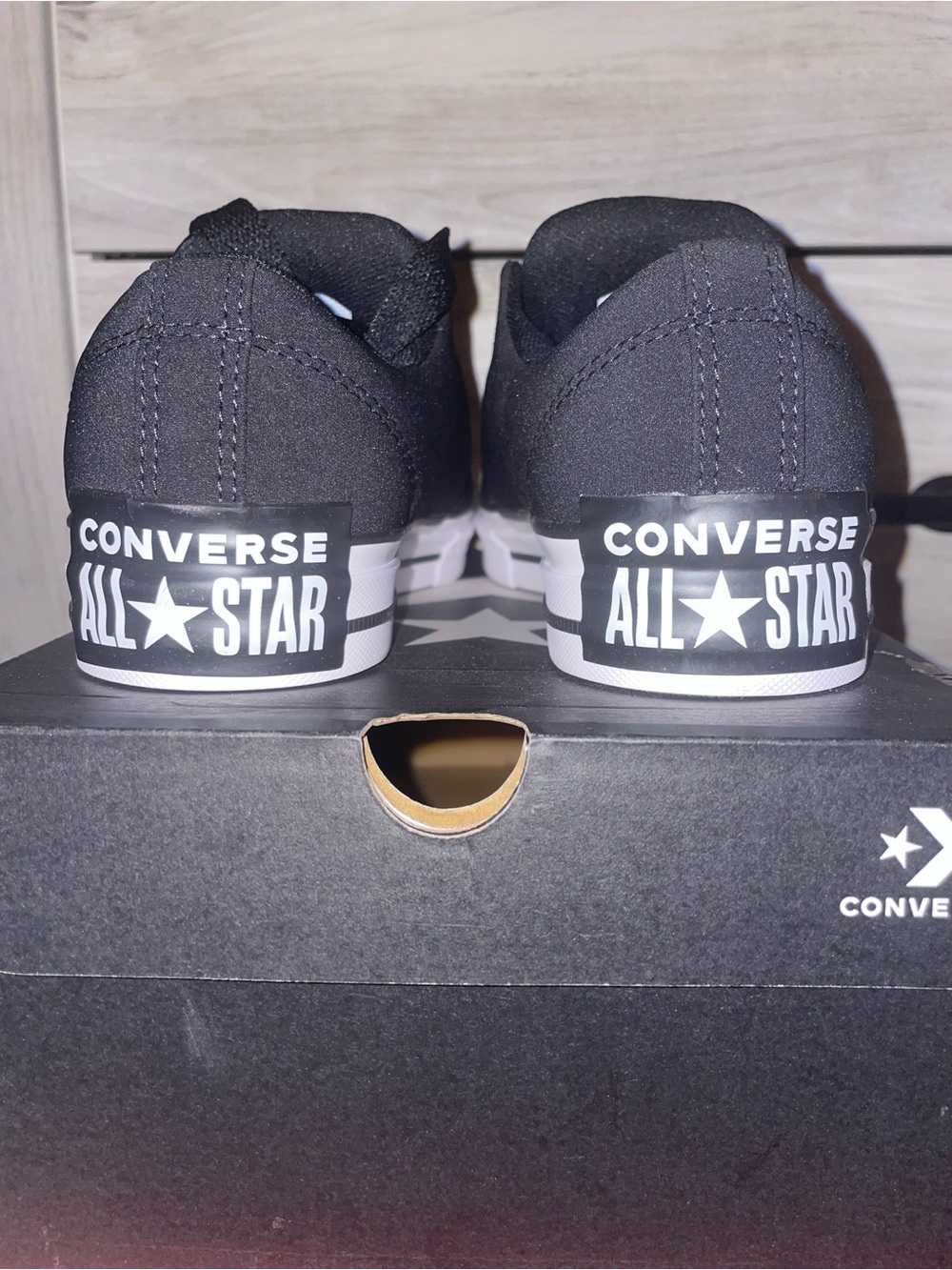 Converse Low Top Chuck Taylor Puff - Black and White - Picture 2 of 6